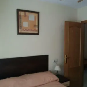 https://centro-dalias-torremolinos.hotelsinnerja.org